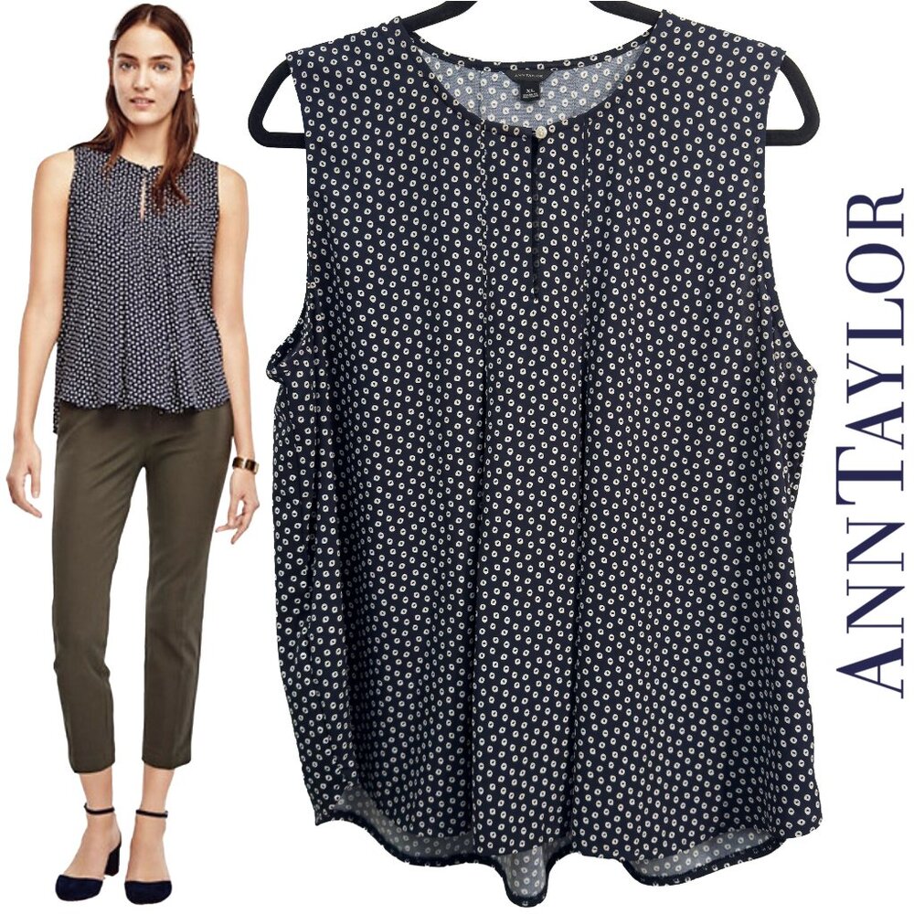 Ann Taylor Sleeveless Pleated Blouse Top Keyhole Neck Navy White Circles Pattern